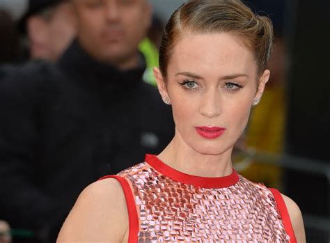 emiky blunt nude|Emily Blunt refused Sicario nude scene because her breasts。